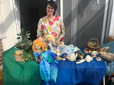 Ginas Geschichten – Puppentheater „Die kleine Wasserhexe Glucksi“